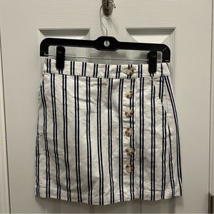 Small Forever 21 skirt